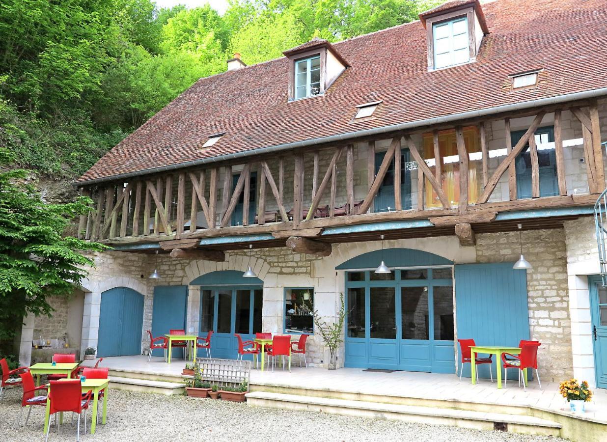 La Ferme De La Fosse Dionne Bed & Breakfast Tonnerre Exterior photo